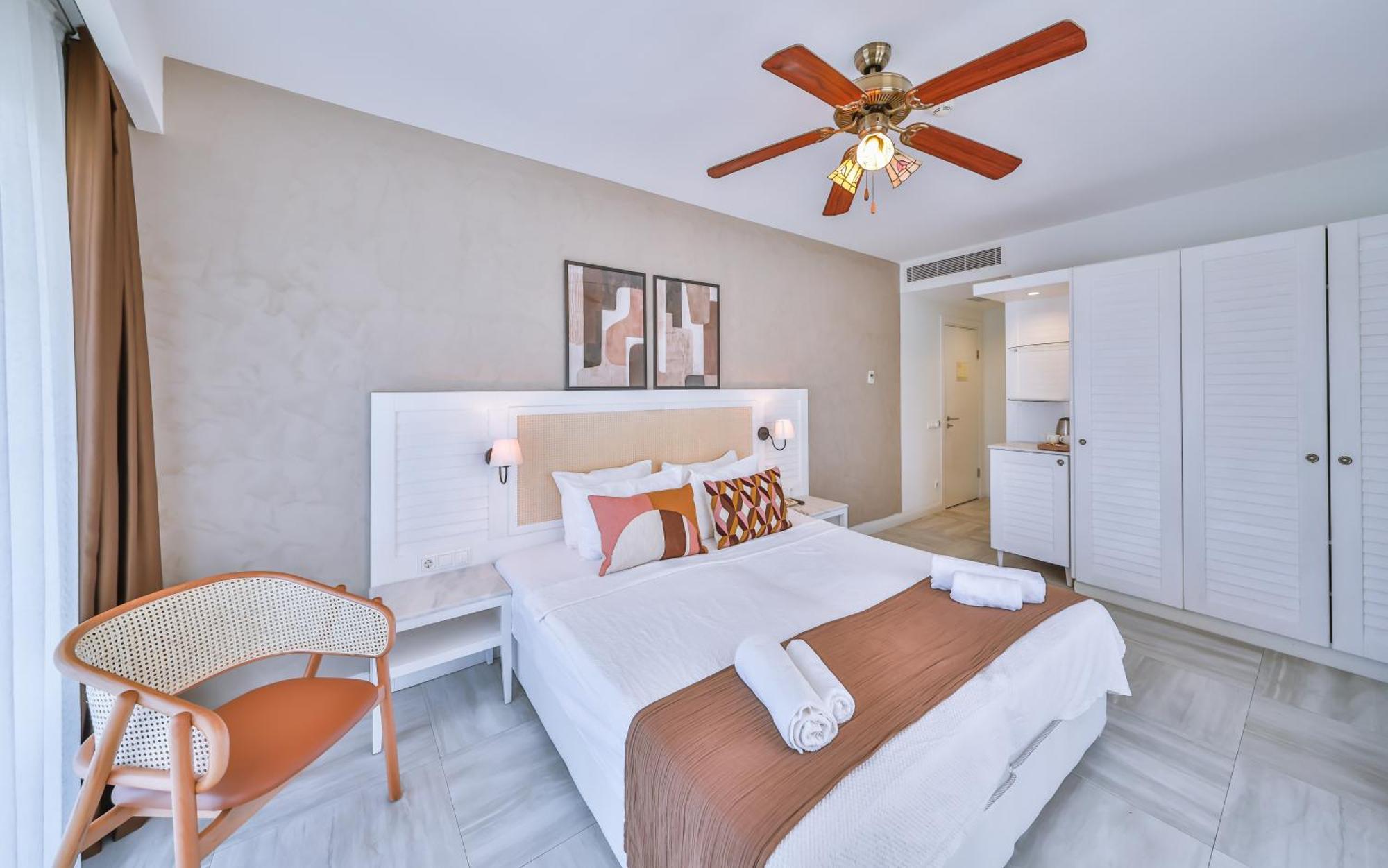 Livia Hotel Каш Экстерьер фото